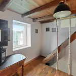 2 Bedroom Amazing Home In Bas-En-Basset *