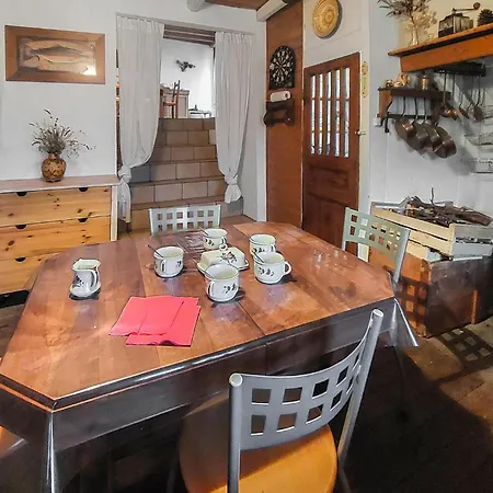 Gorgeous In With Kitchen * Bas-en-Basset